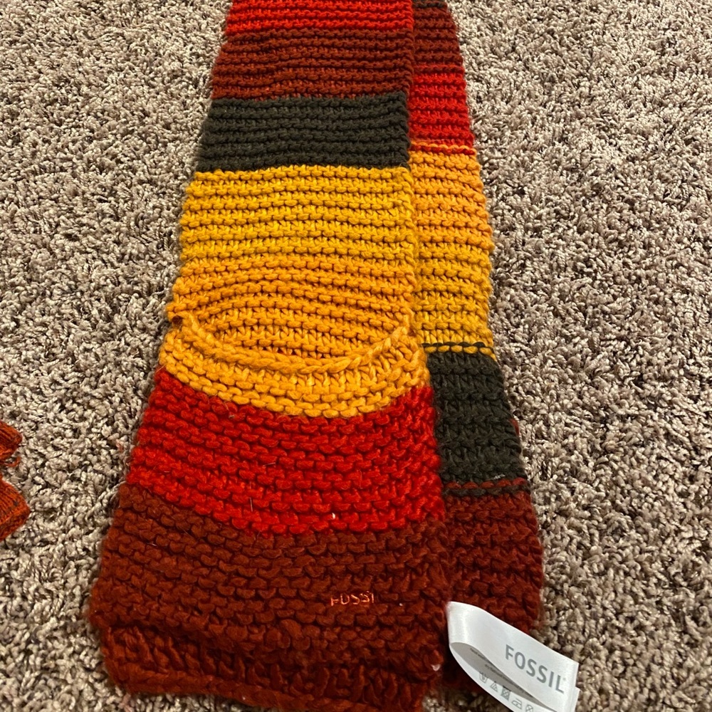 FOSSIL Scarf ❤️